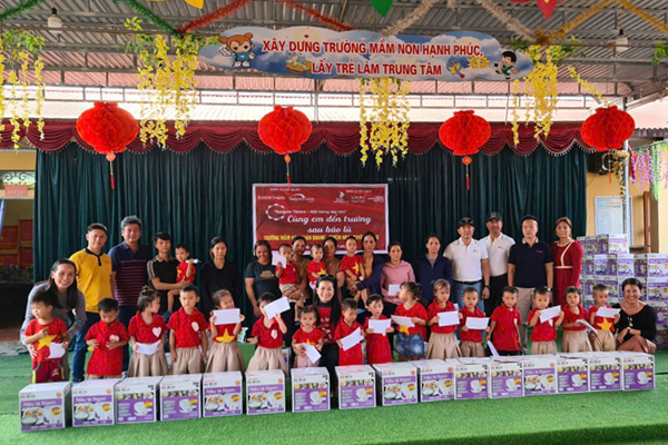 Presentation ceremony Phot